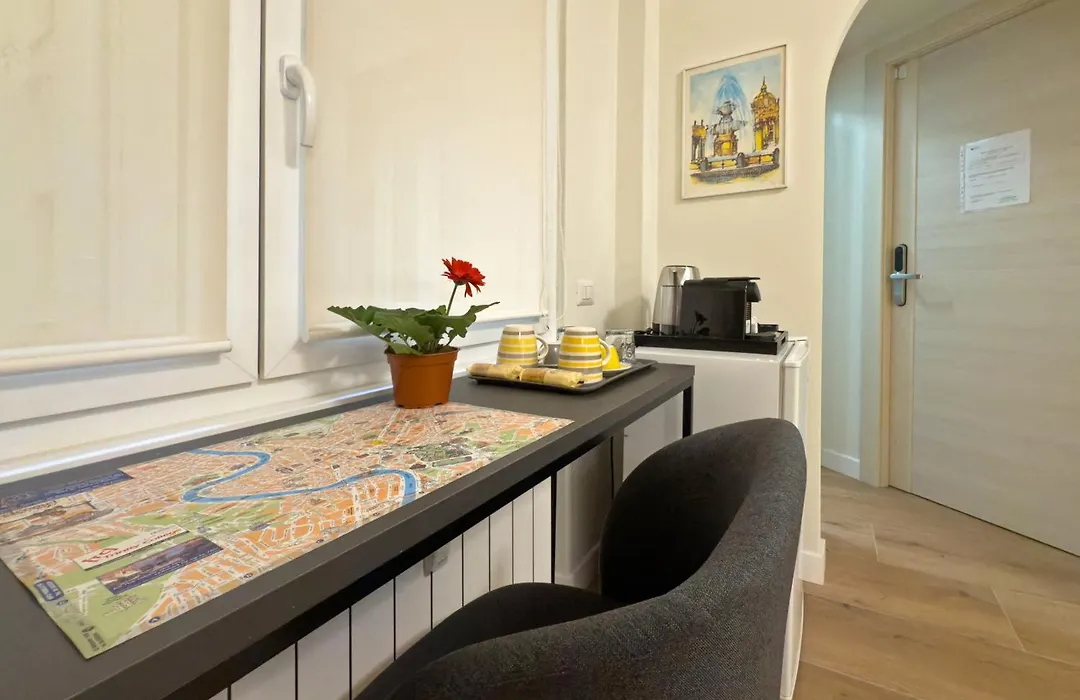 Vatican Dolce Remy Guest House - Metro Cipro-1
